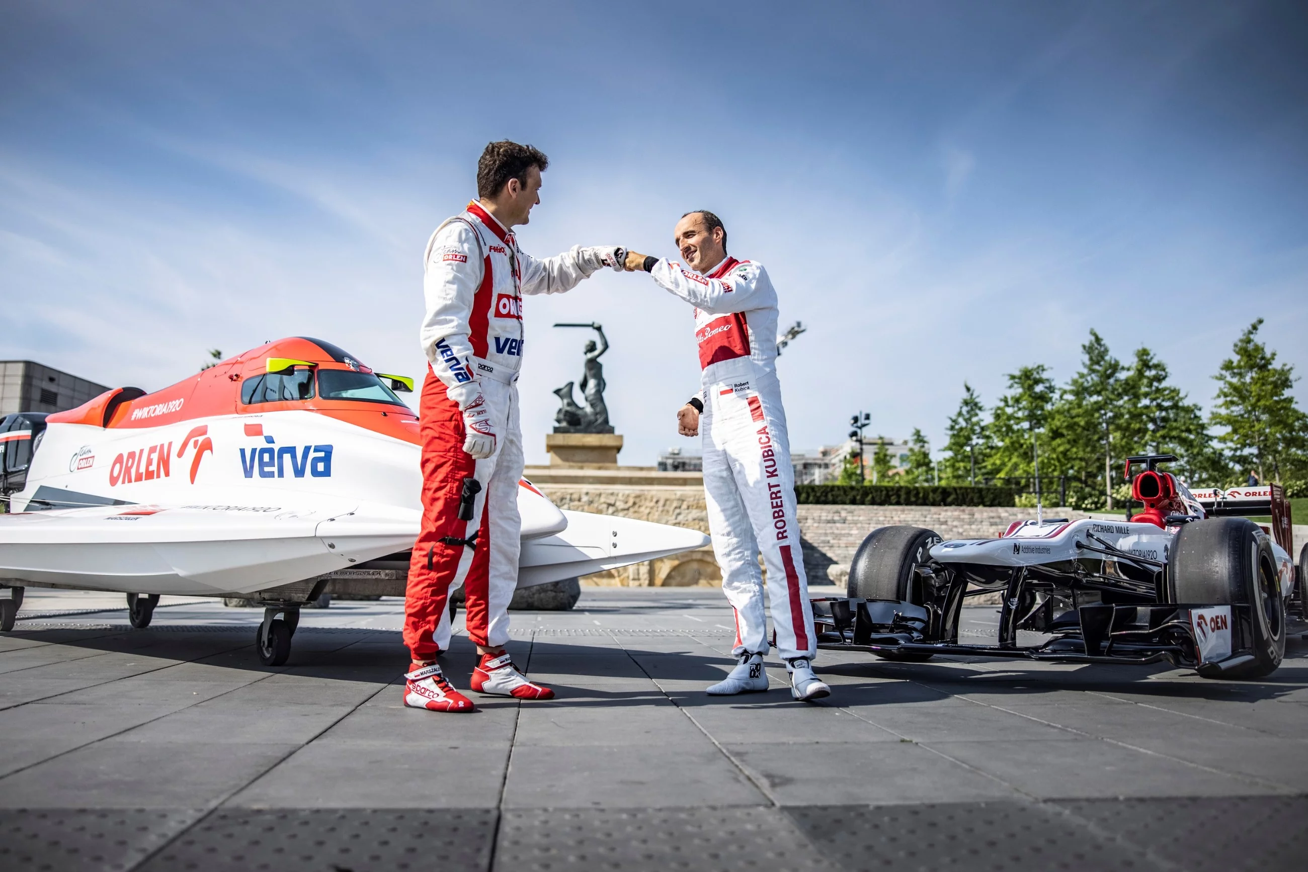 Wyścig ORLEN: Kubica w bolidzie, Marszałek w motorowodnym bolidzie