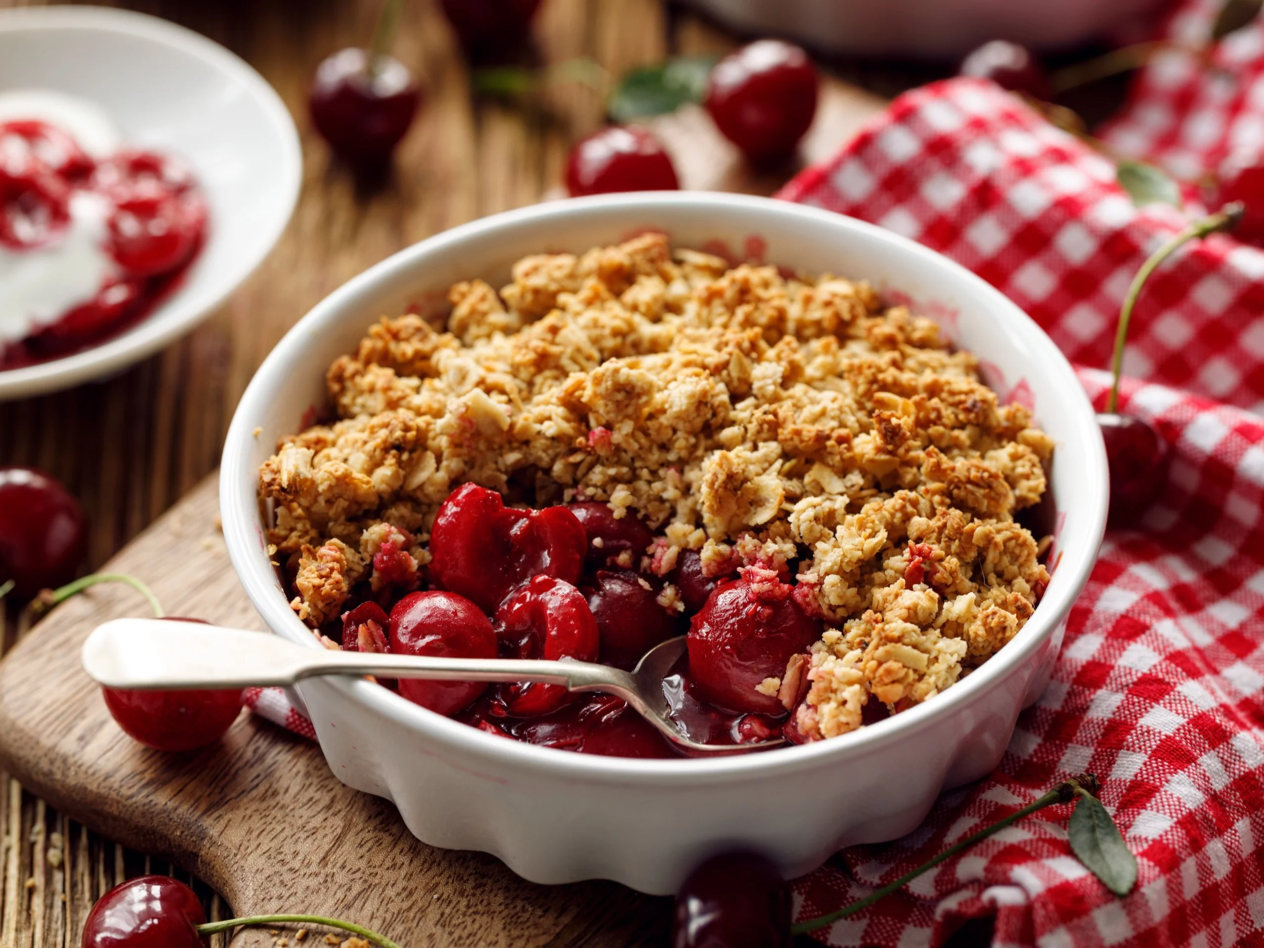 Crumble z wiśniami