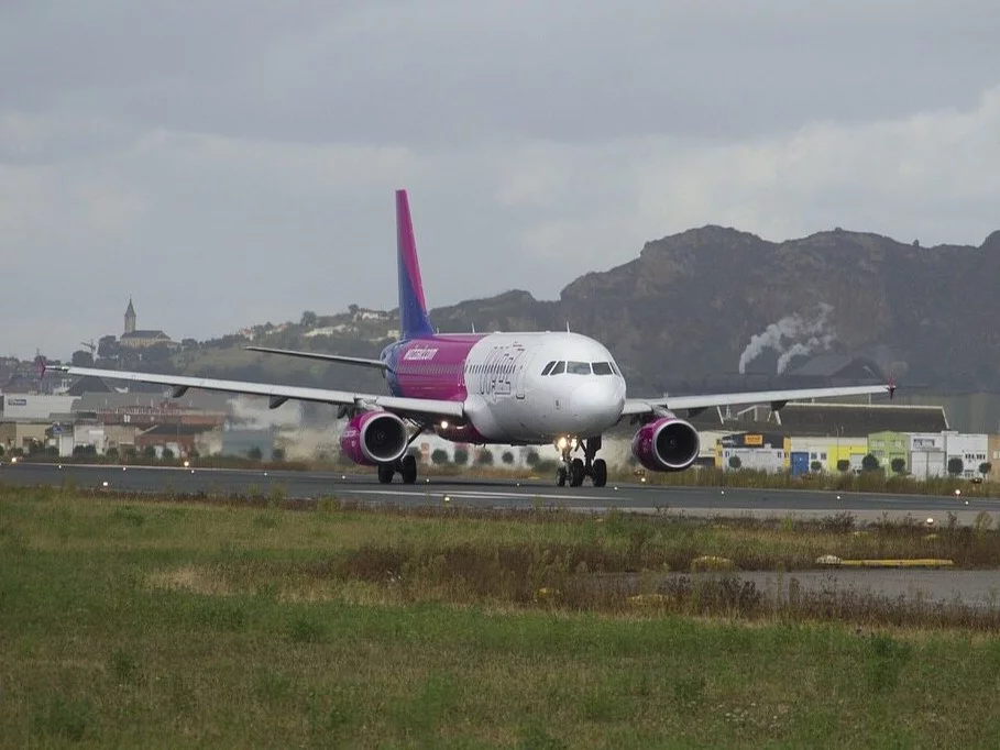 Samolot Wizz Air/zdjęcie ilustracyjne