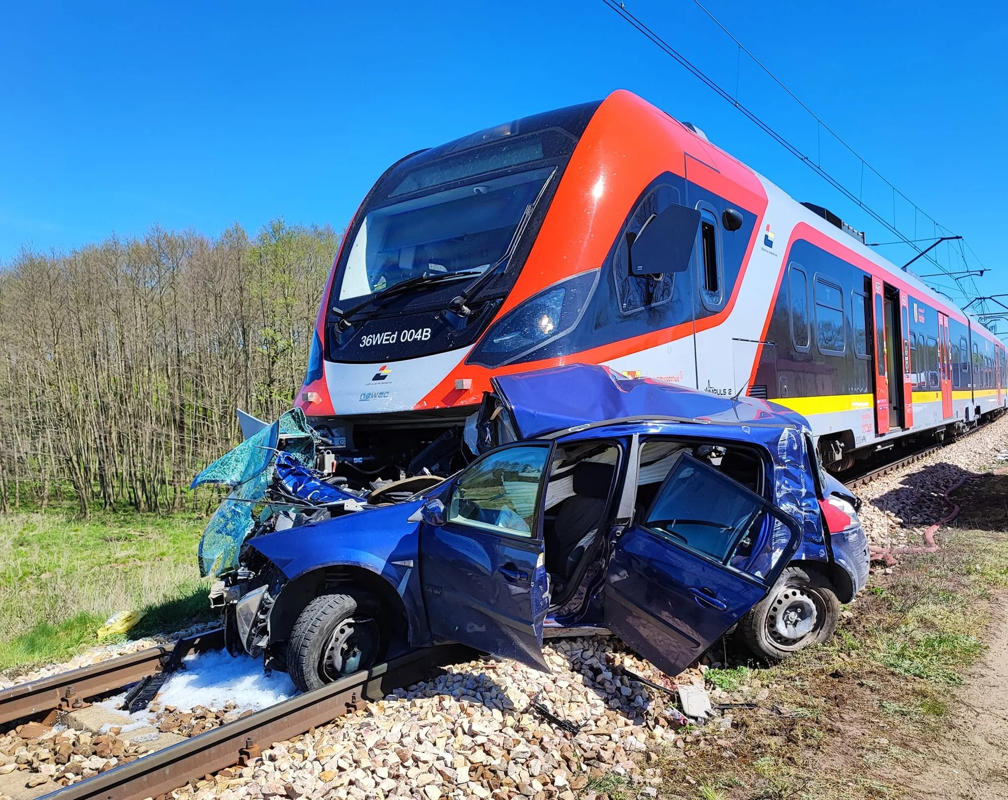 Wypadek na przejeździe kolejowym