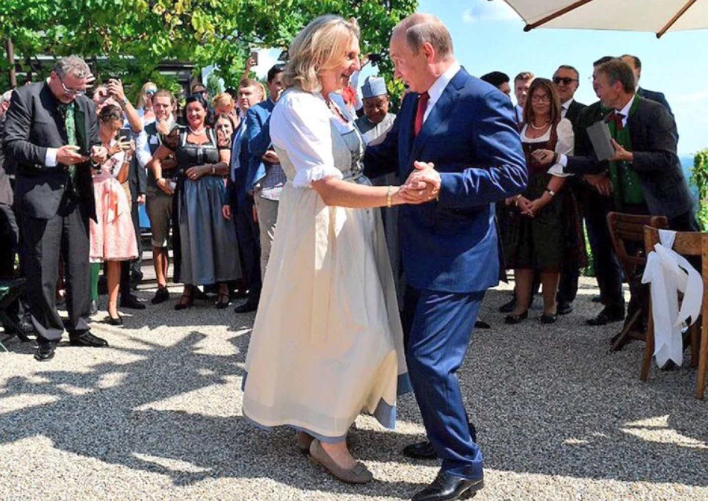 Władimir Putin i Karin Kneissl