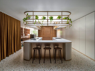 Wnętrza inspirowane stylem mid century modern, projekt Dupont Blouin