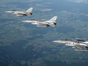 Wojsko szuka pilota instruktora, który ma doświadczenie na samolotach F-16