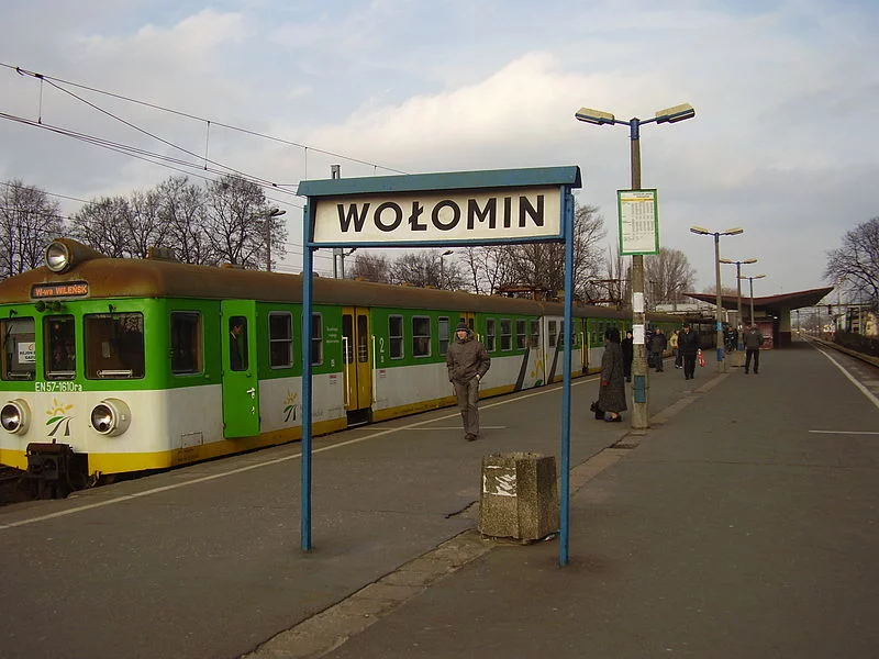 Peron w Wołominie