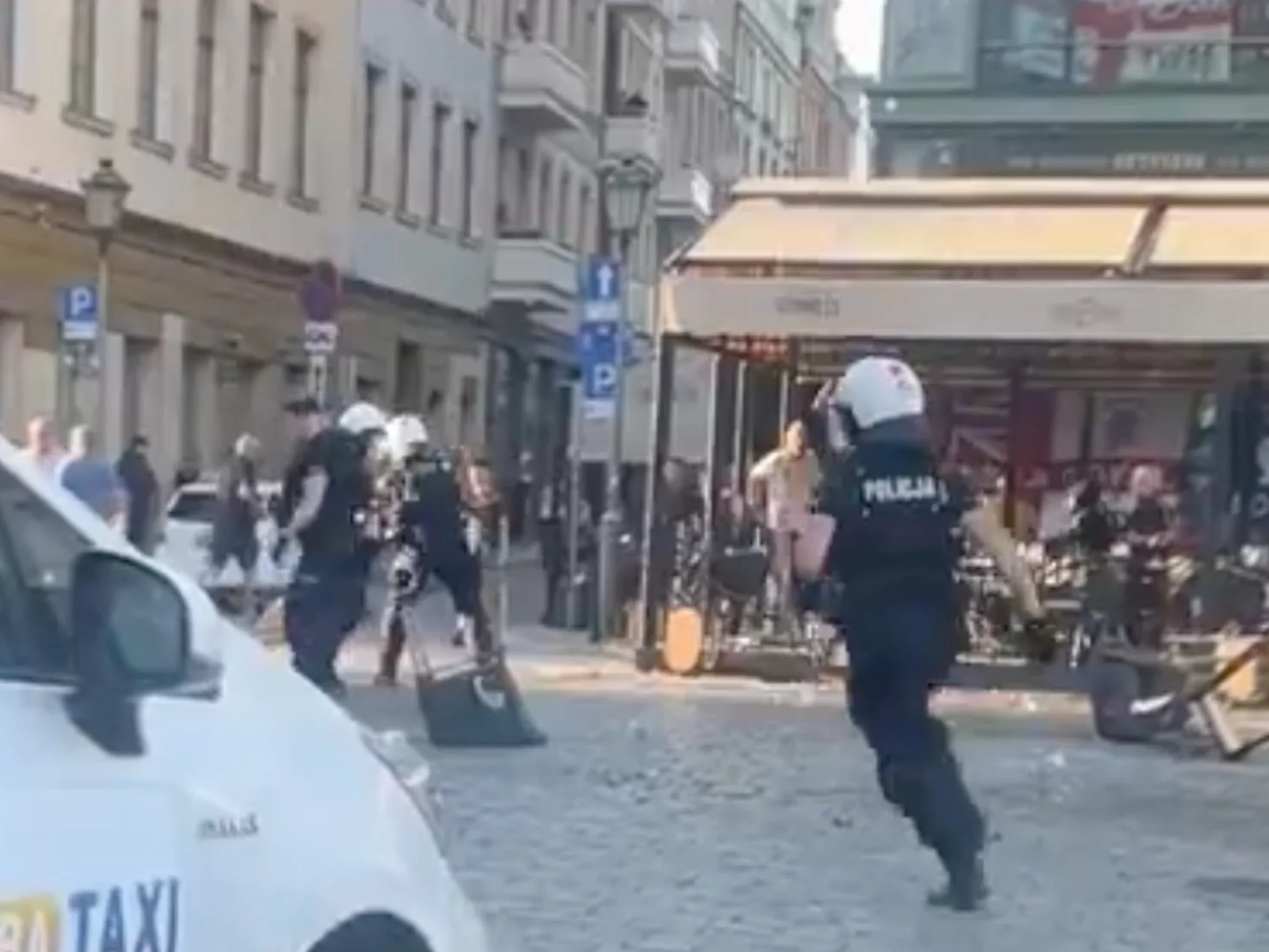 Burdy przed finałem Ligi Konferencji we Wrocławiu. Sześć osób zatrzymanych