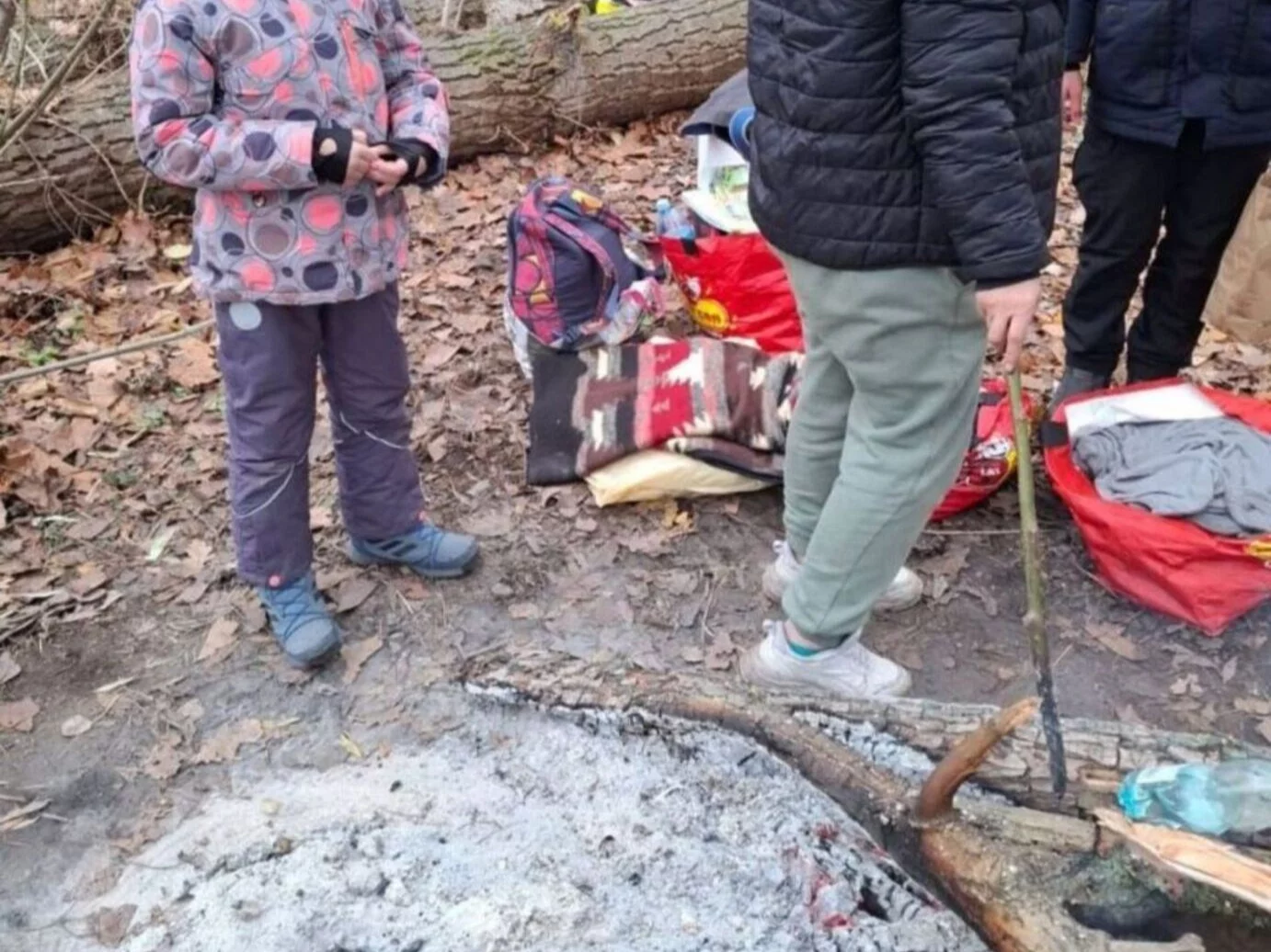 Od miesięcy błąkają się po Warszawie. Ksiądz ujawnił szokującą prawdę