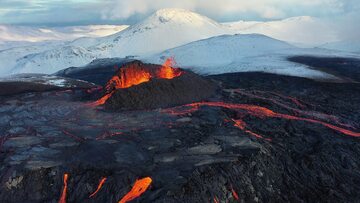 Wulkan na Islandii/zdj. poglądowe