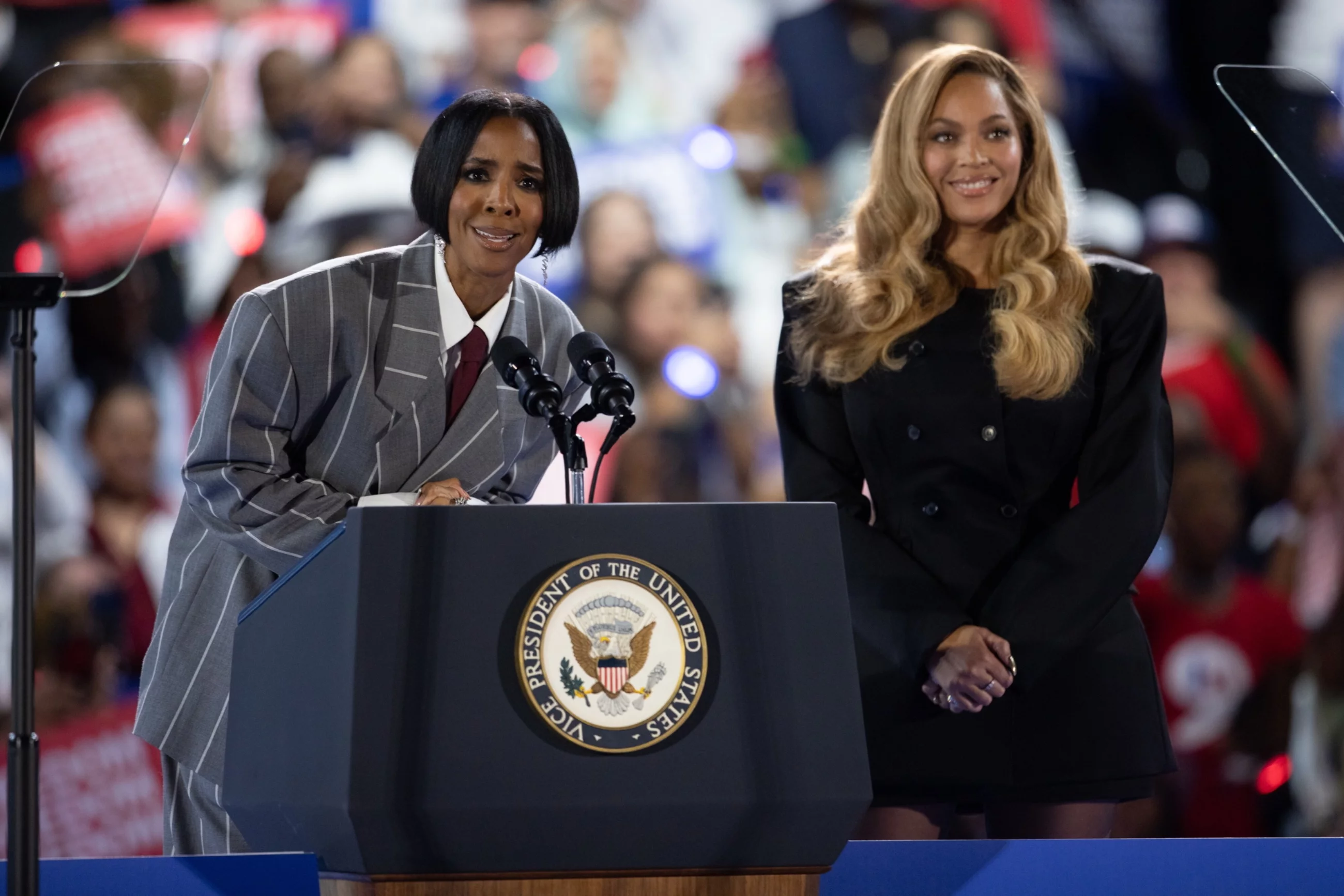 Beyonce, Kelly Rowland