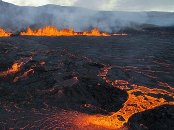 Wybuch wulkanu na Islandii/zdj. poglądowe