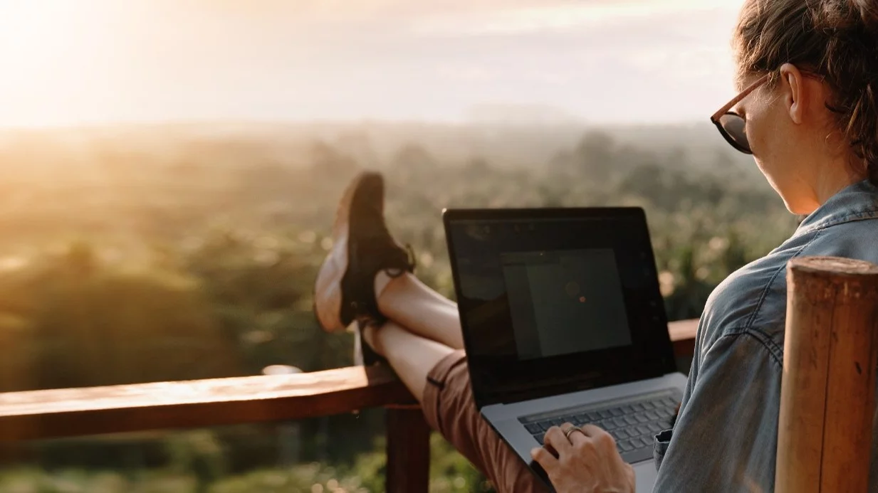 Tyle w wakacje zarabiali Polacy. Jest znaczący wzrost