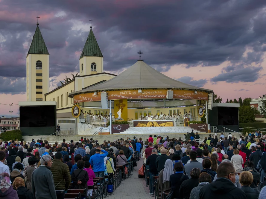 Pielgrzymi w Medjugorje, zdjęcie ilustracyjne