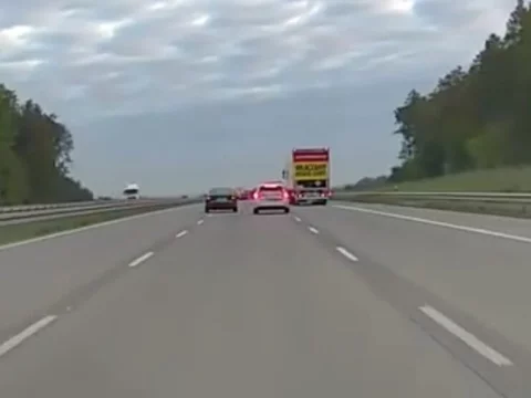 Niebezpieczna sytuacja na drodze