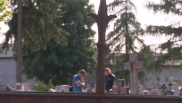 Wypadek na cmentarzu w Łopiennie koło Gniezna. Na 5-letnią dziewczynkę przewróciła się płyta nagrobna