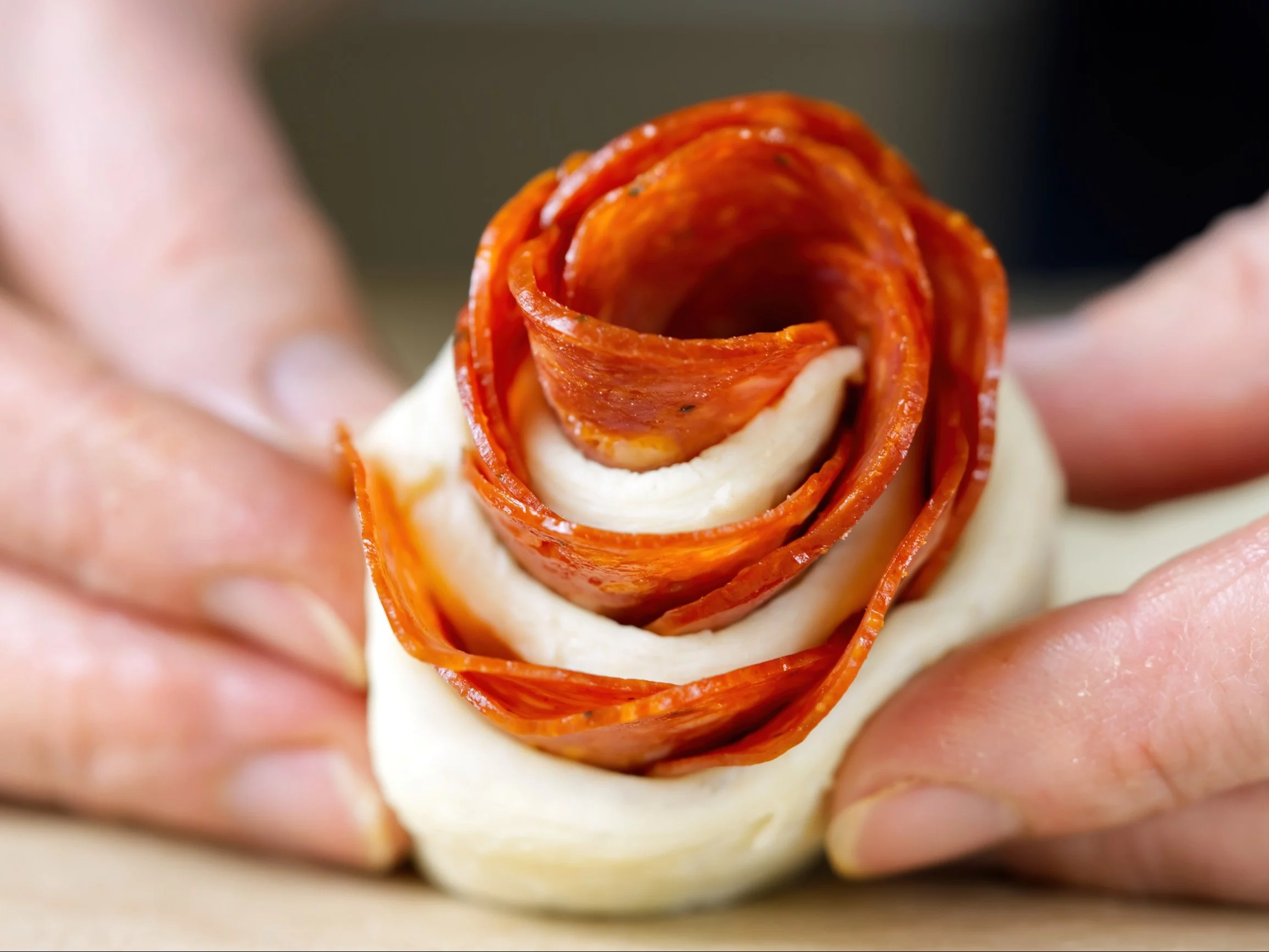 Ciasto francuskie z pepperoni