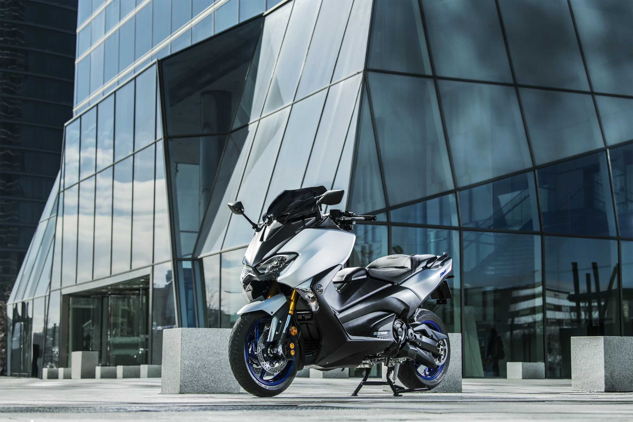 Yamaha TMax SX