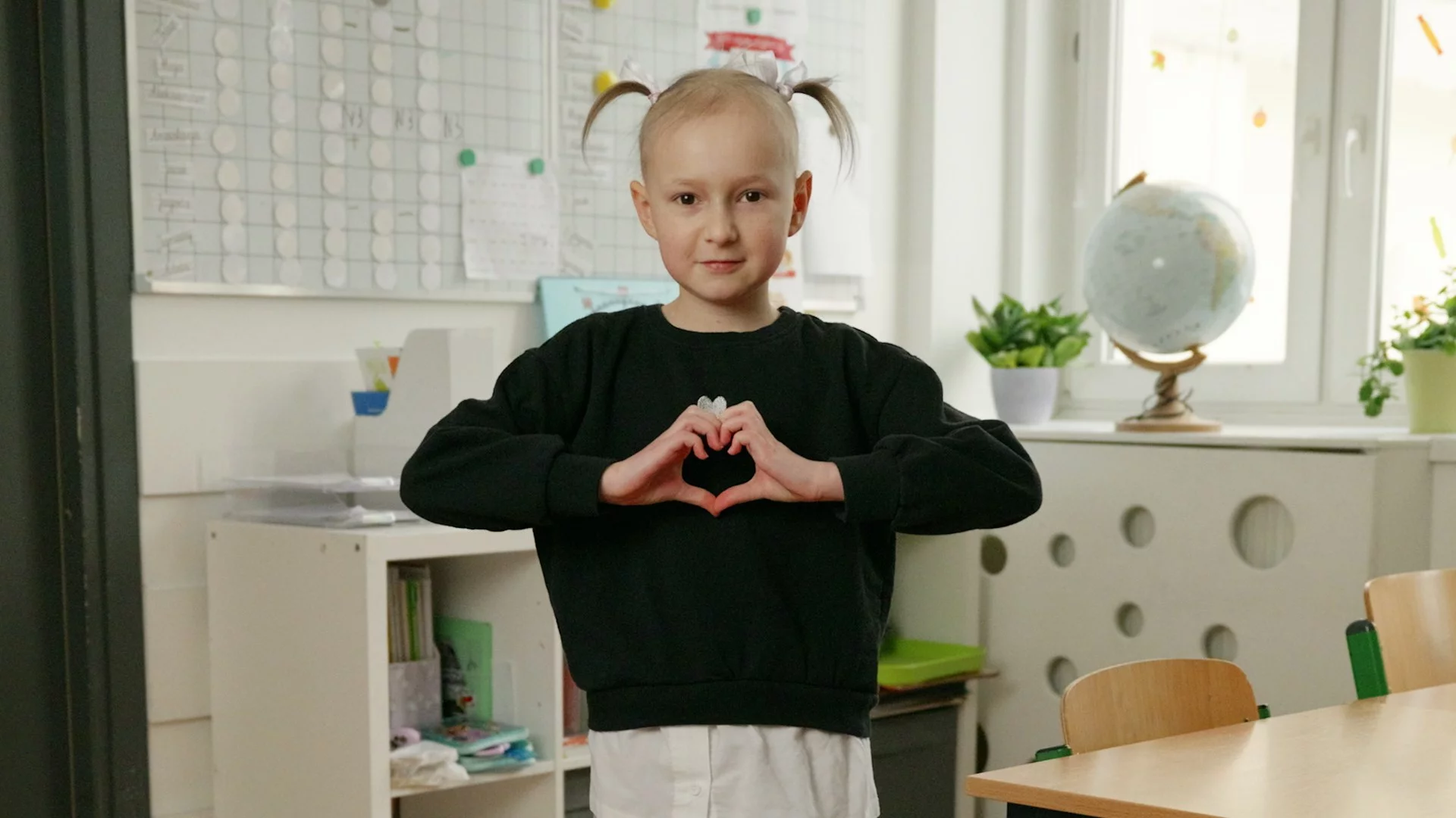 Z dziećmi finansowo radź sobie sam. Coraz mniej zasiłków od gmin