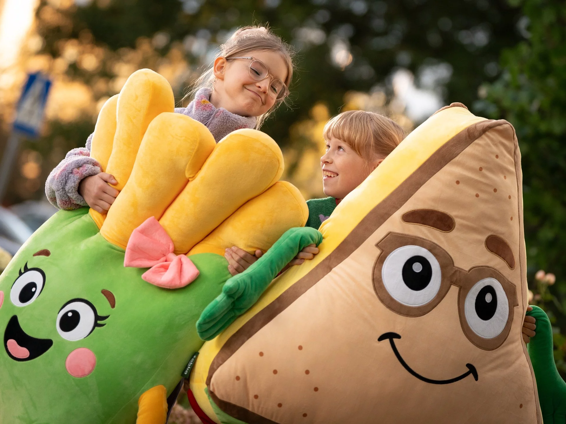 Nowa akcja Żabki kusi GIGA maskotkami i tysiącami nagród