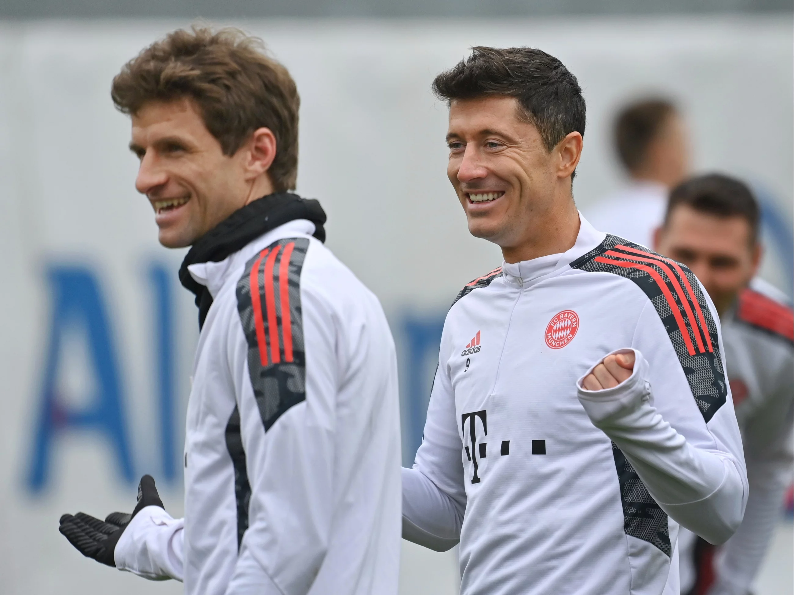 Tomas Muller i Robert Lewandowski