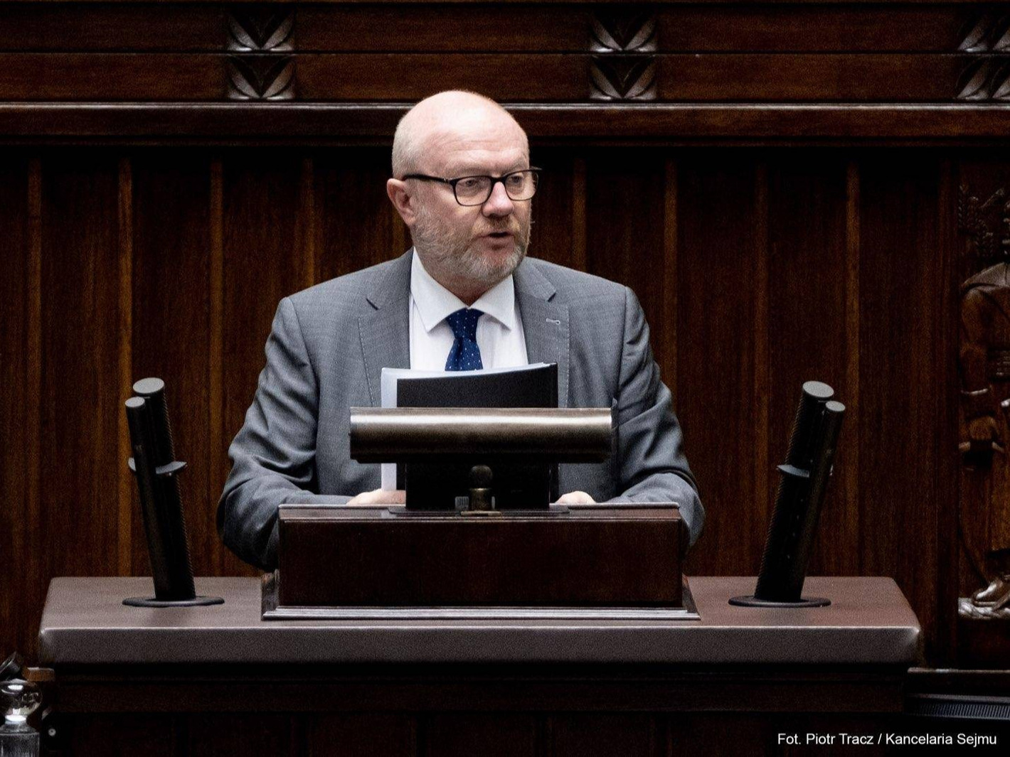 Zajmował się kwestiami migracyjnymi. Wiceminister odchodzi z rządu