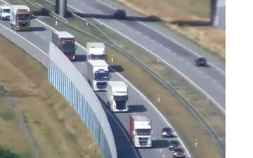 Zakaz wyprzedzania ciężarówek na autostradach – nagrania grupy „Speed” z drona