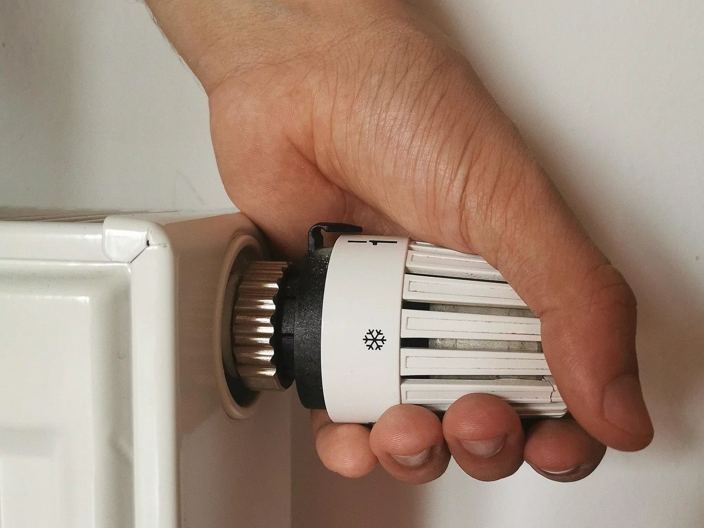 Rachunki za ogrzewanie w górę. Nowe przepisy uderzą także w „oszczędnych”