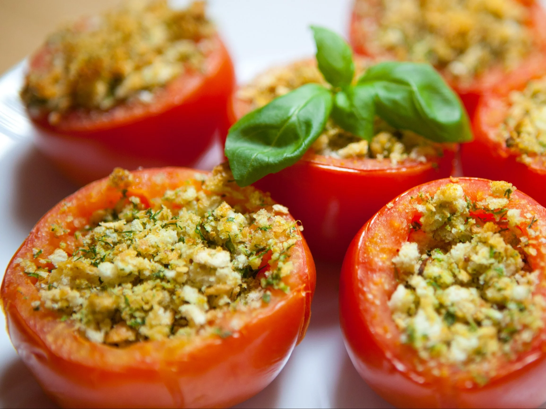 Faszerowane pomidory po grecku