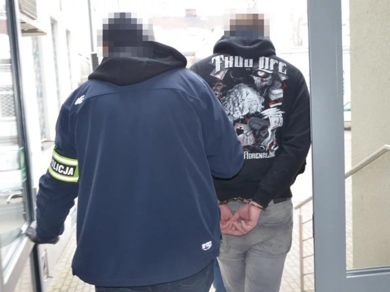 Mężczyzna zatrzymany przez policję