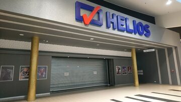 Zamknięte kino Helios w Galerii Sudeckiej w Jeleniej Gorze