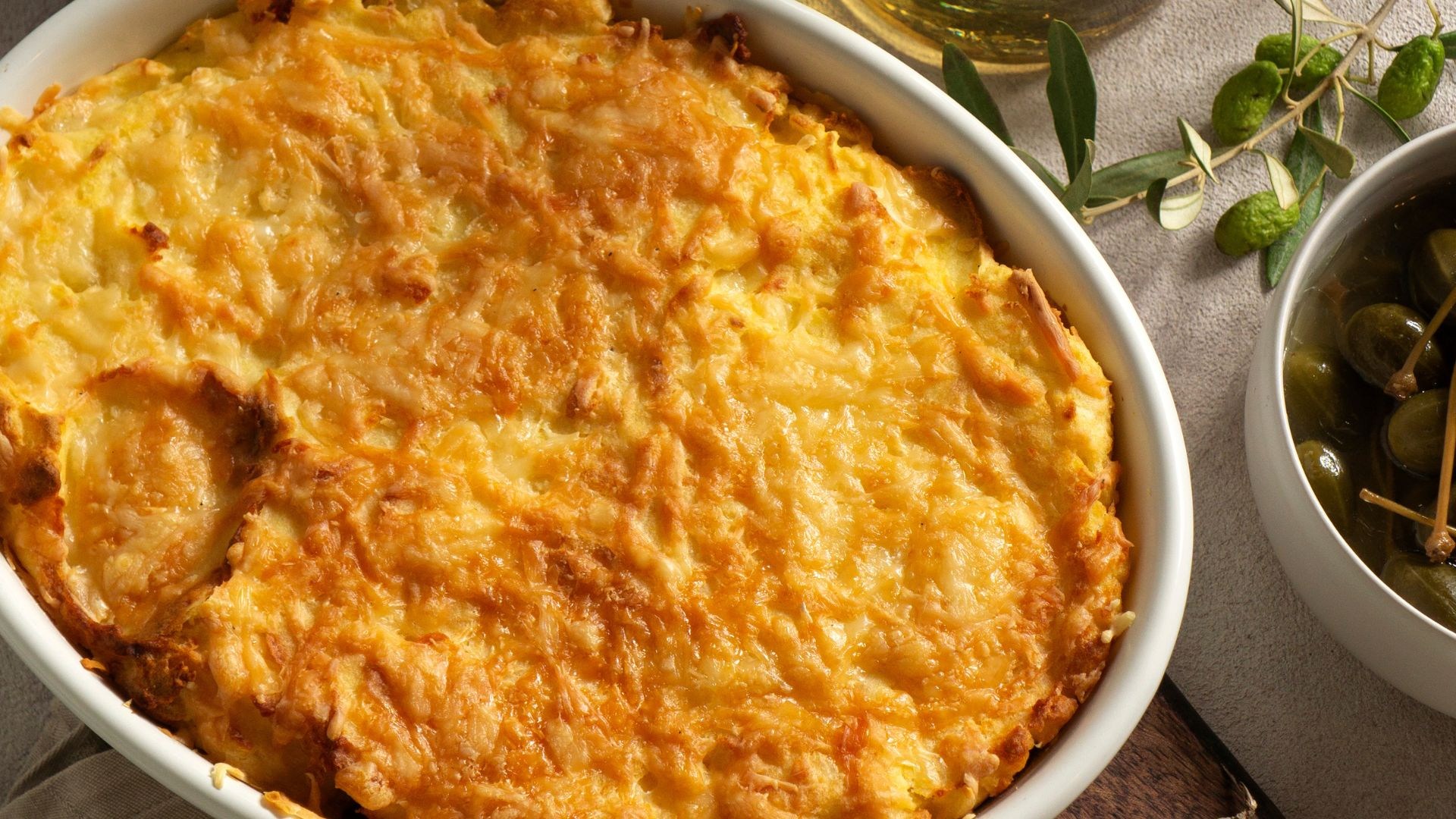 Ta zapiekanka robi się sama, a smakuje jak z najlepszej restauracji. Sekretem jest zdrowy dodatek