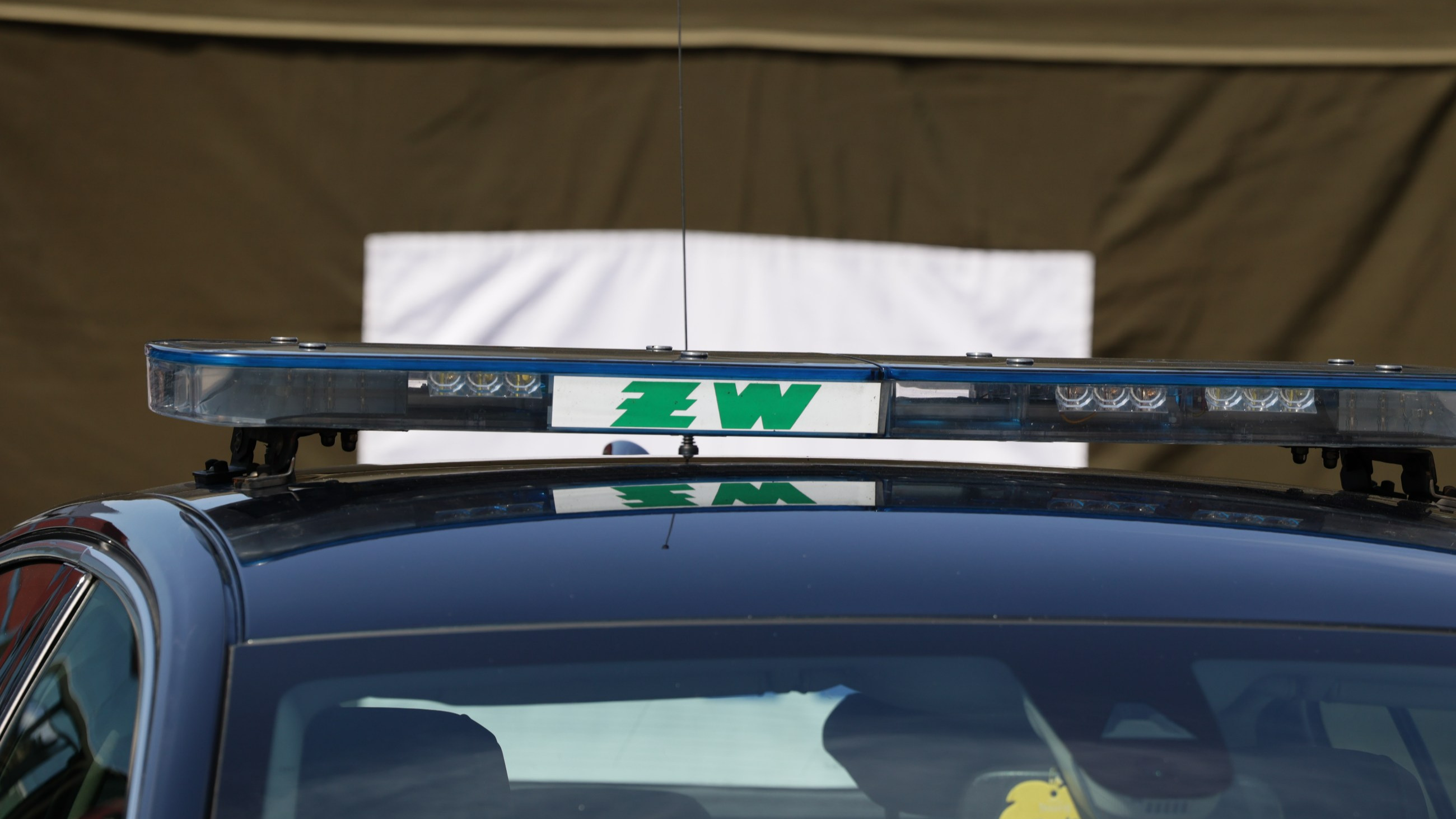 Szczątki obiektu przypominającego drona. Nocne komunikaty policji i ŻW