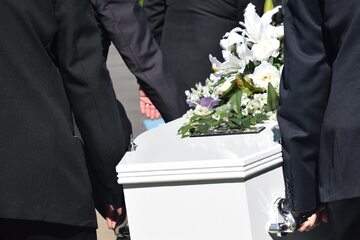 Zasiłek pogrzebowy od ponad 10 lat jest w stałej wysokości