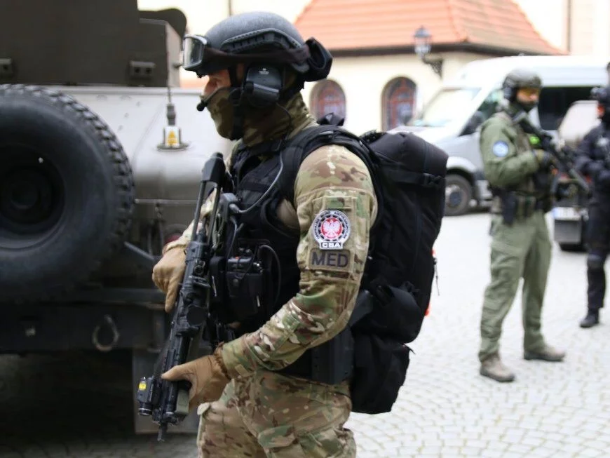 CBA zatrzymuje tuż przed świętami. Mowa o ambasadorze, bankowcu i byłym parlamentarzyście PiS