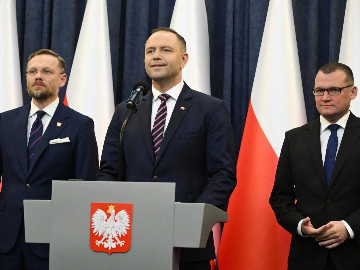 Decyzja Nawrockiego wywołała burzę. Wymowna reakcja Dudy