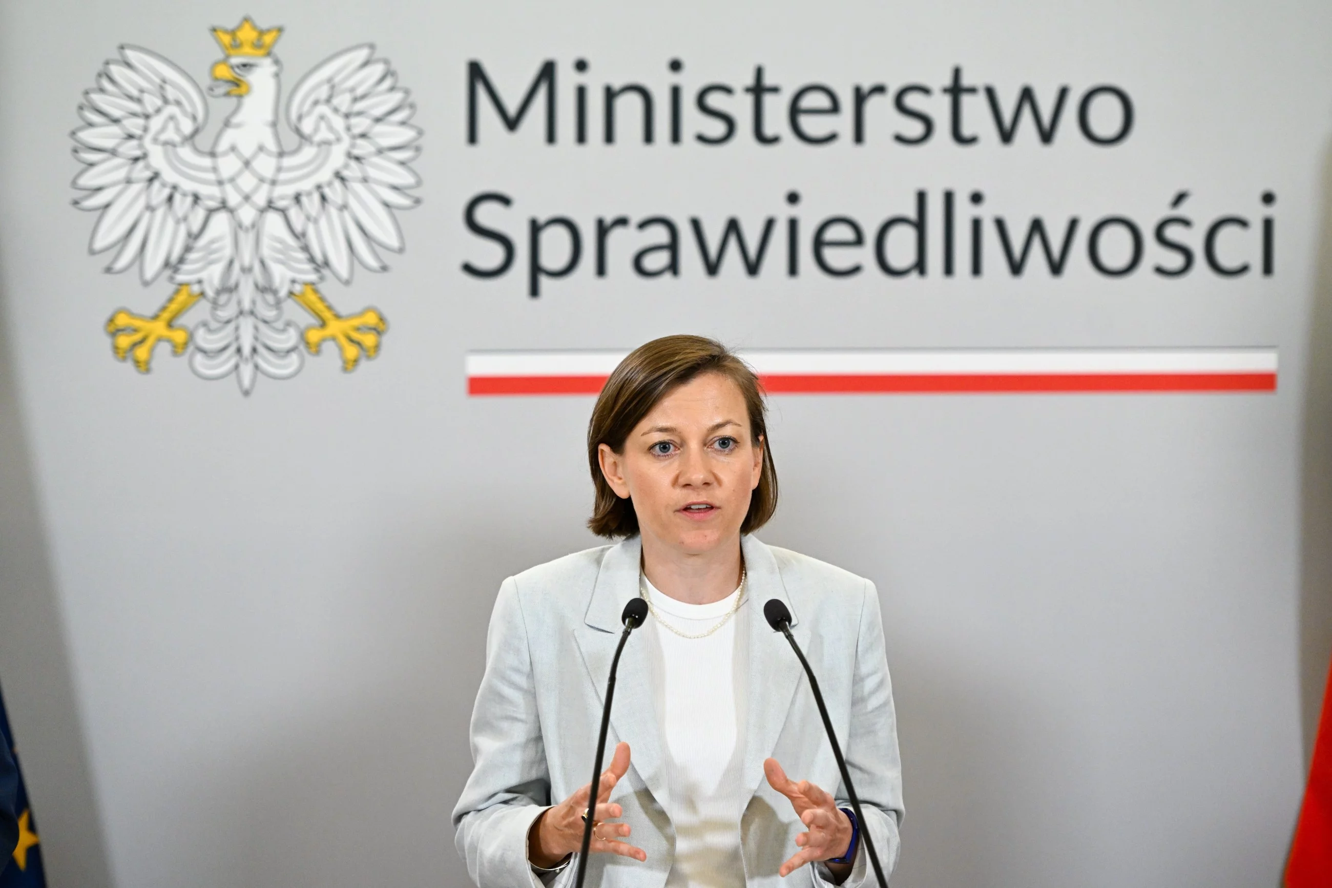 Wiceminister sprawiedliwości Zuzanna Rudzińska-Bluszcz na konferencji prasowej w Ministerstwie Sprawiedliwości