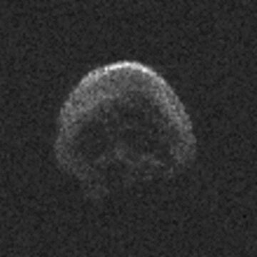 Zdjęcie komety-czaszki