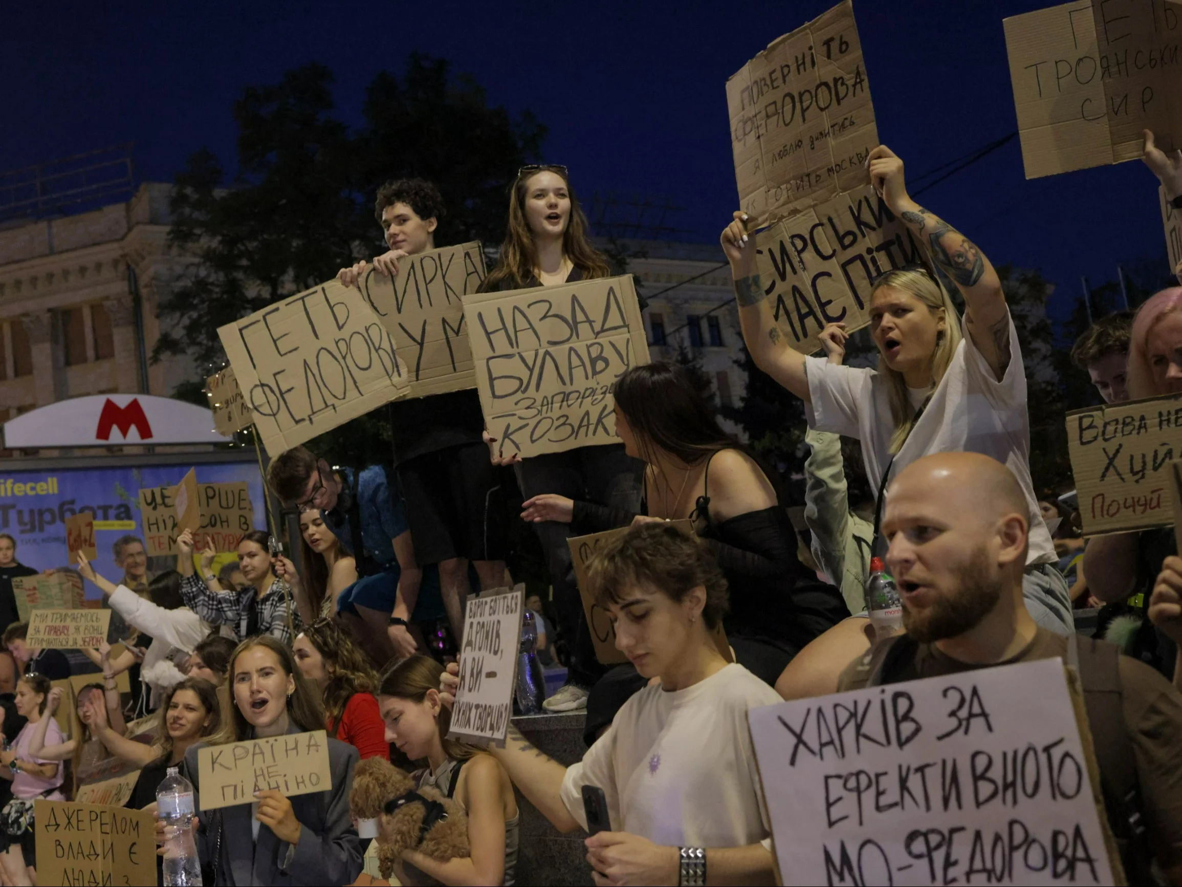 Ukraina, Charków – Protest przeciwko decyzji prezydenta Zełenskiego