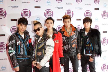 Zespół Big Bang, pierwszy z lewej - Seungri