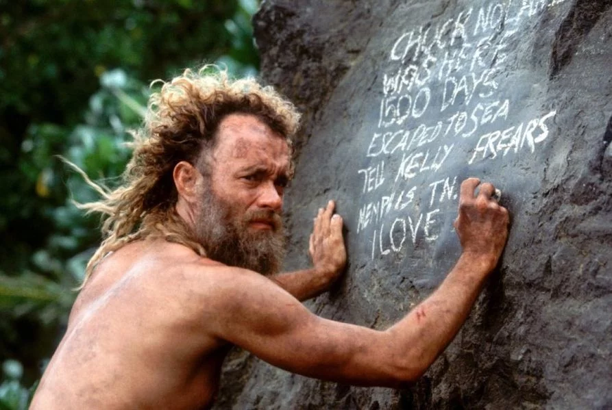 Tom Hanks w filmie "Cast away..."