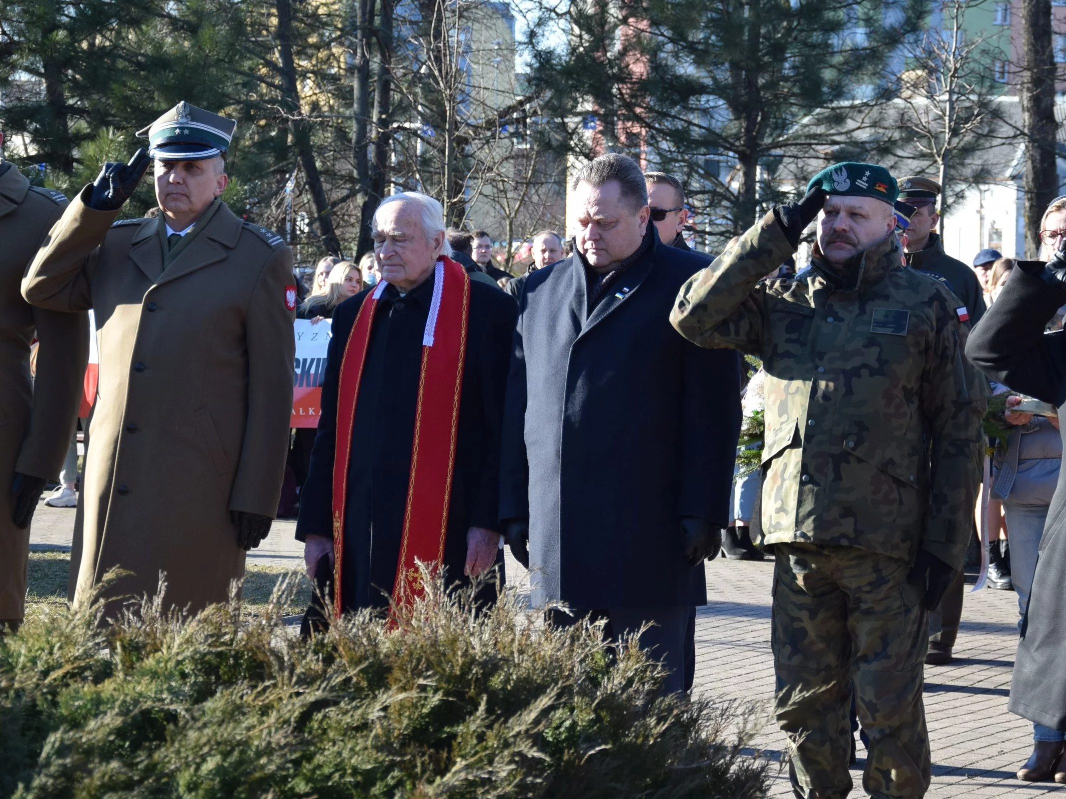 Jarosław Zieliński podczas uroczystości w Suwałkach