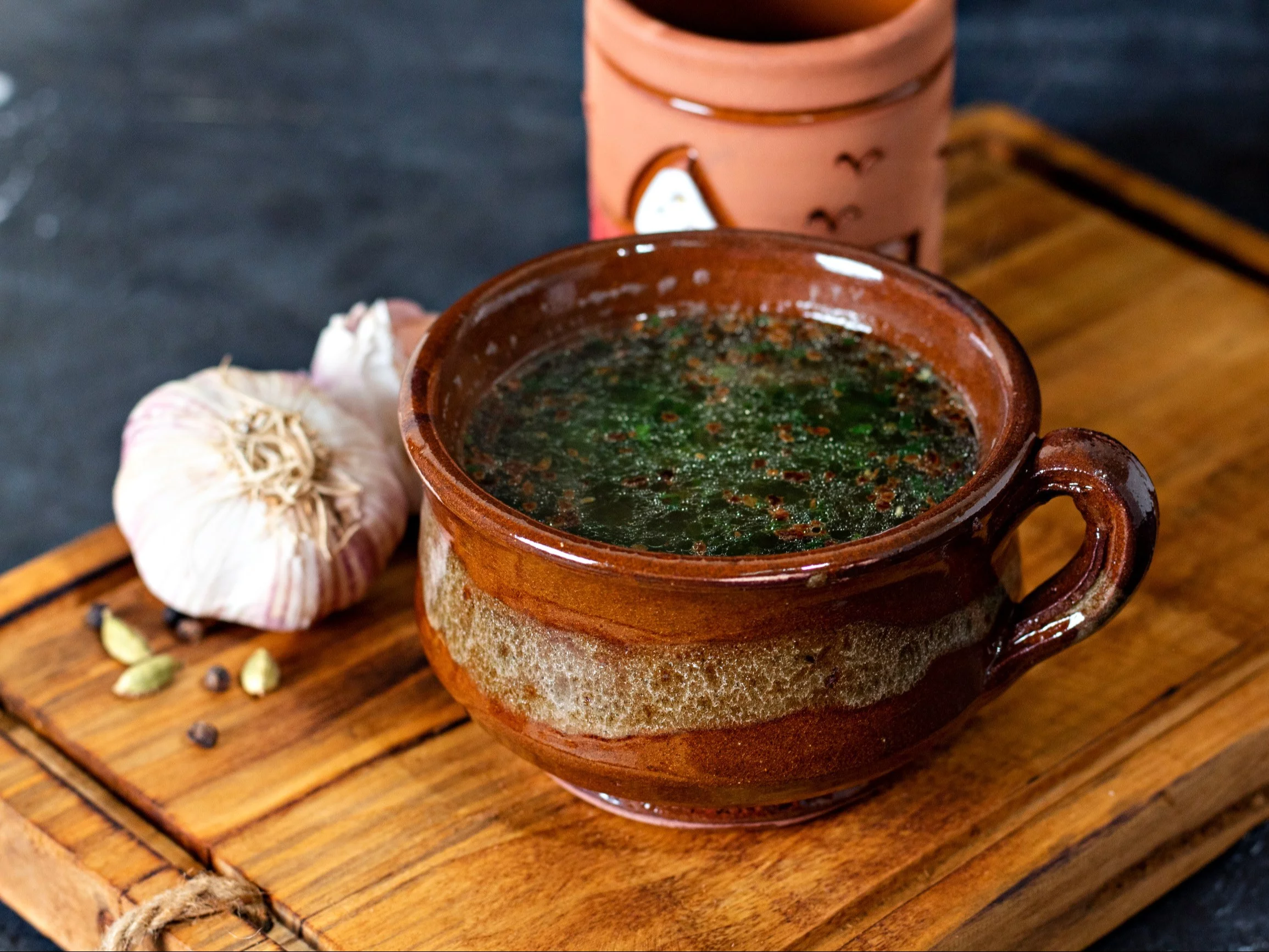 Zupa egipska molokhia