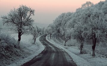 Zimowy krajobraz, zdjęcie ilustracyjne