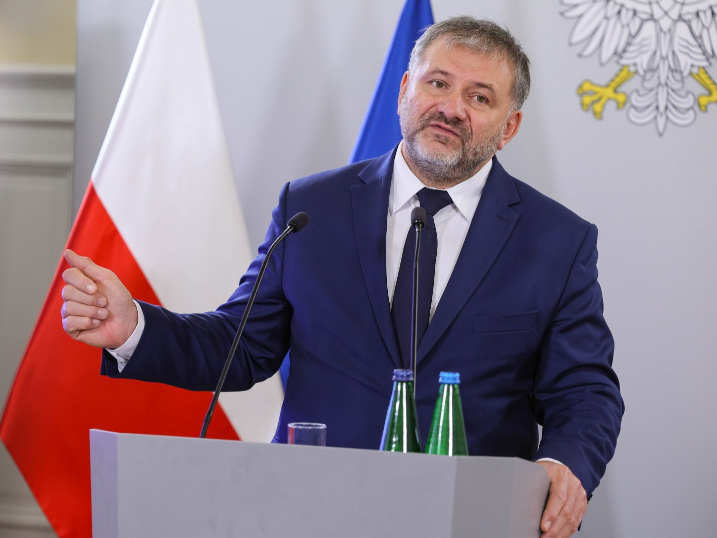 Ziobro straci pozwolenie na broń? Żurek stawia sprawę jasno