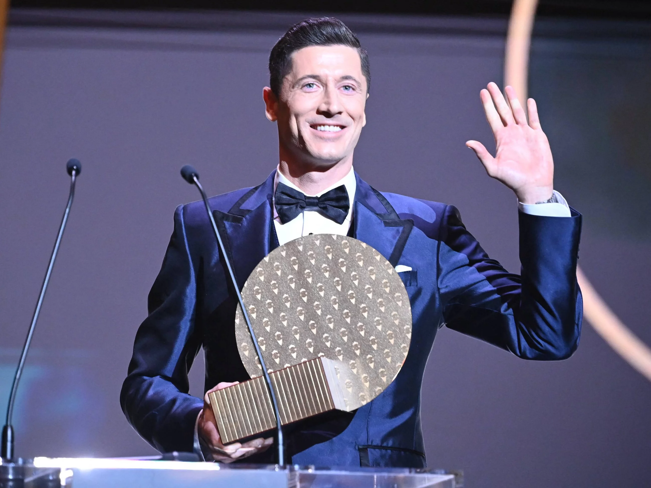 Robert Lewandowski na gali Złotej Piłki 2021