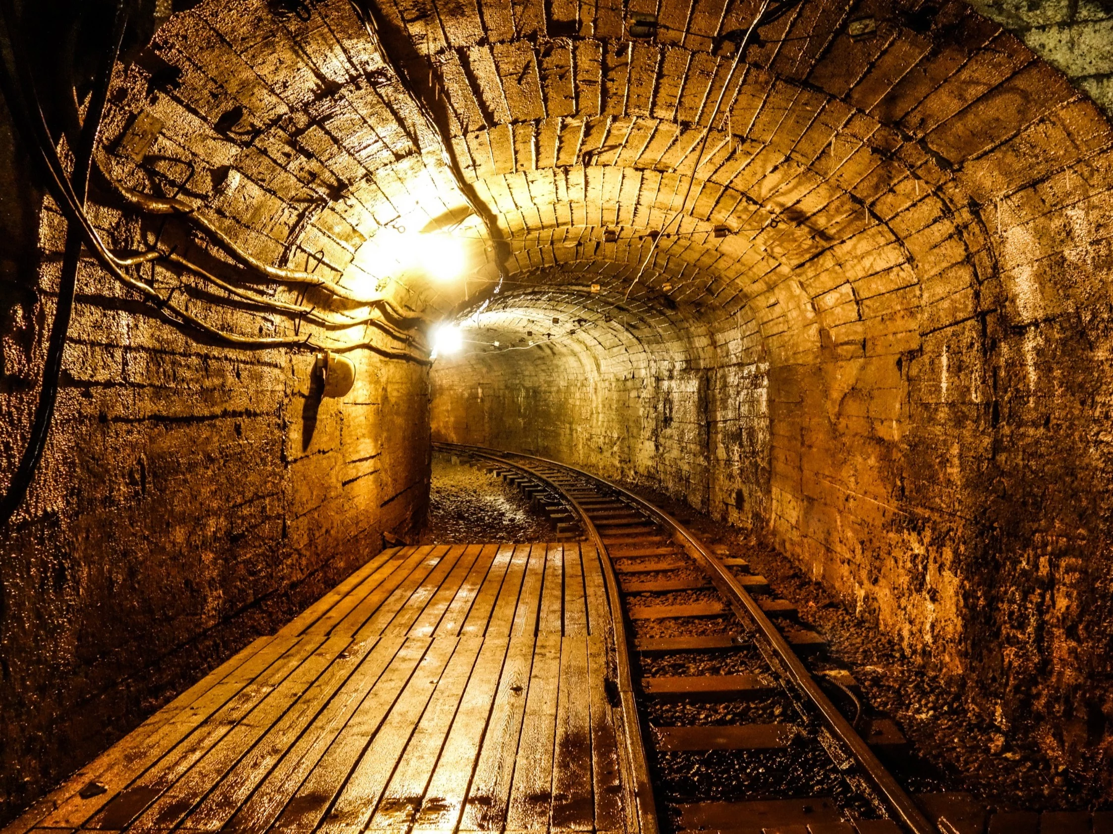 Tunel, zdjęcie ilustracyjne