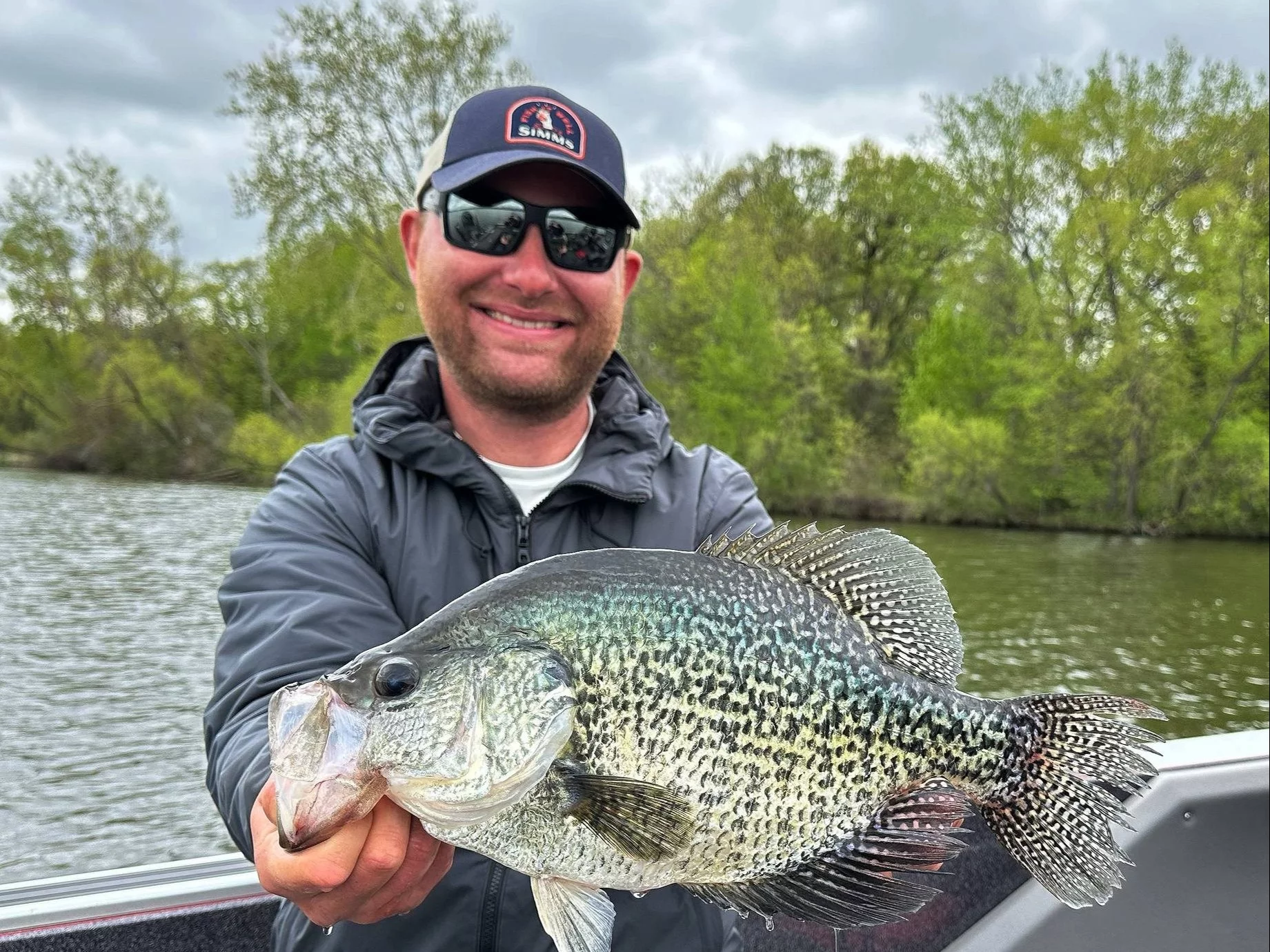 Wędkarz złowił rekordowo dużego czarnego crappie