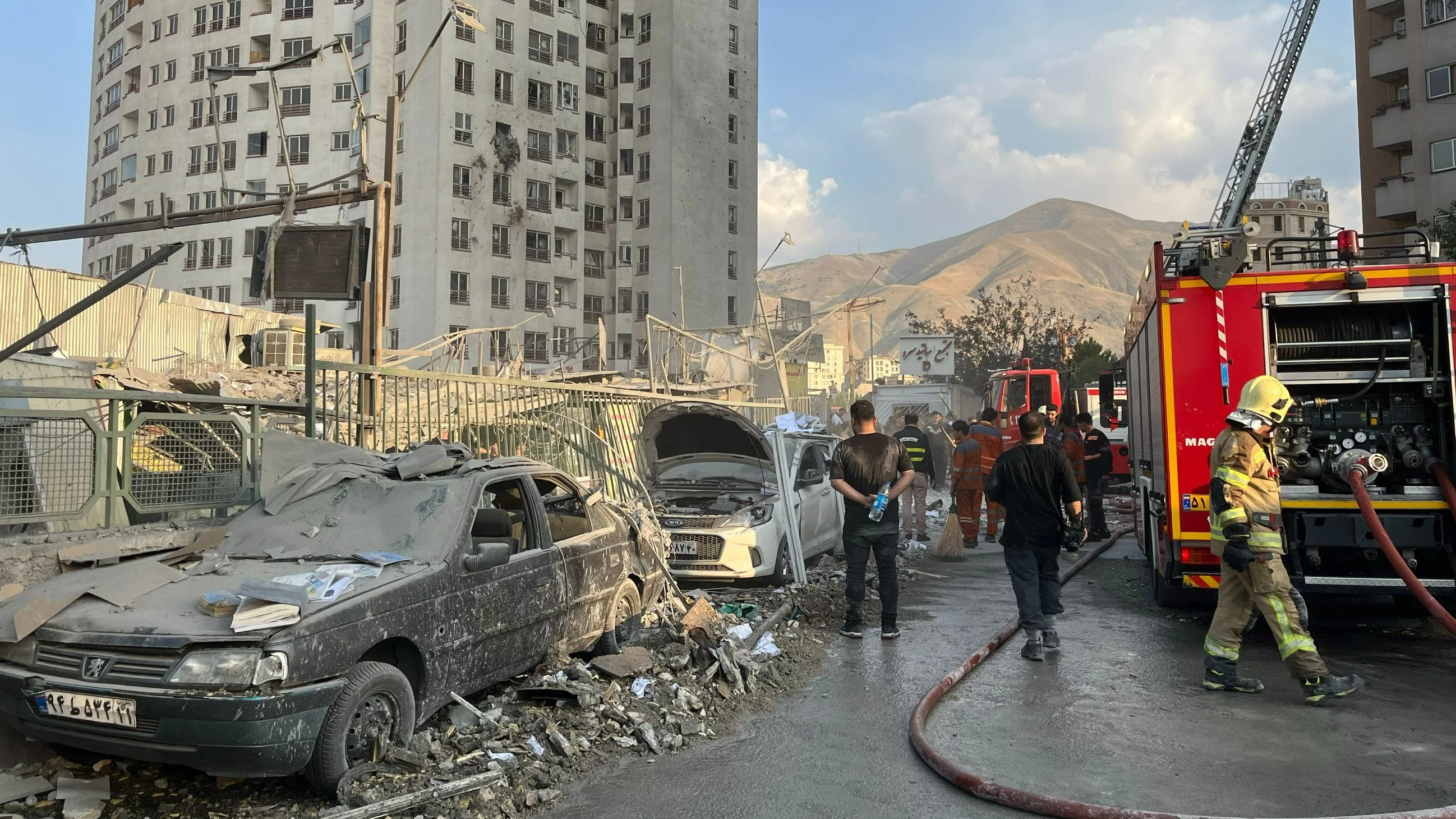 Zniszczenia po ataku Izraela na Iran