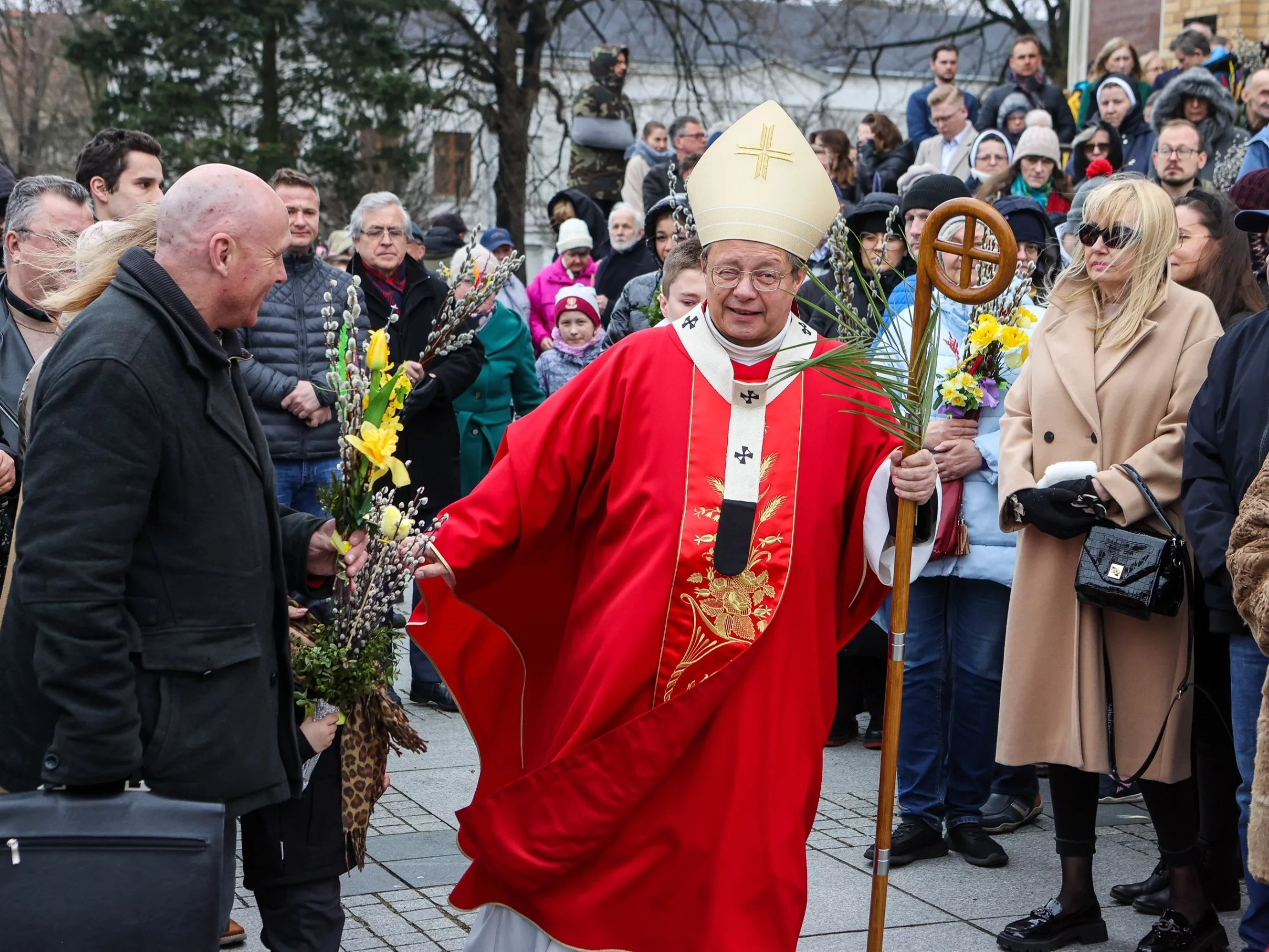 Zmiana warty w polskim Kościele. Ta trójca wyrasta na nowych liderów