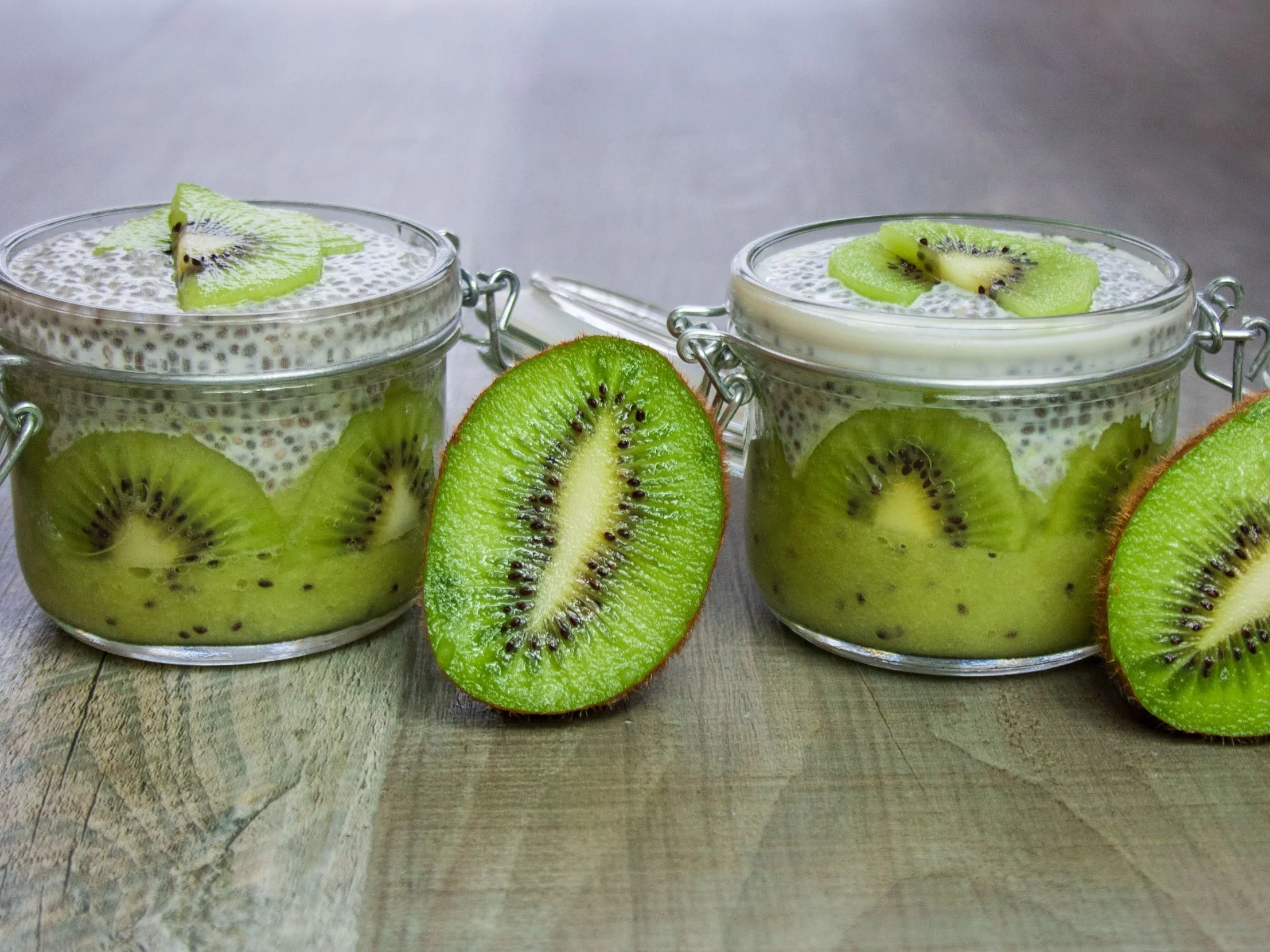 Deser z kiwi