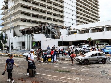 Zniszczenia w Acapulco po huraganie