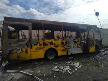 Zniszczony autobus w Borodziance